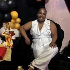 Amanda Ruth De Bruin